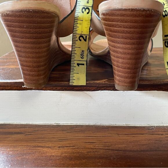 Brighton Rive Wedge Sandals Lasercut Natural Beige Tan Women's Size 6.5 - Picture 11 of 13